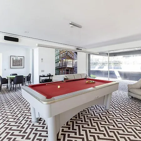 Stylish With Indoor Pool * Cannes